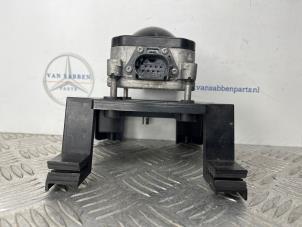 Gebruikte Radar sensor Mercedes C (W205) C-300 2.0 Turbo 16V Prijs € 350,00 Margeregeling aangeboden door van Sabben Parts
