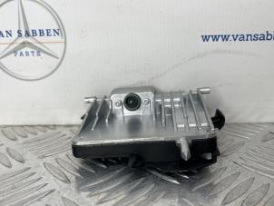 Gebruikte Camera voorzijde Mercedes B (W247) 2.0 B-200d 4-Matic Prijs € 100,00 Margeregeling aangeboden door van Sabben Parts