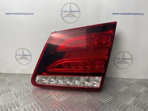 Gebruikte Achterlicht rechts Mercedes E Estate (S212) E-200 2.0 Turbo 16V Prijs € 100,00 Margeregeling aangeboden door van Sabben Parts