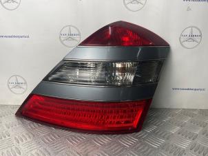 Gebruikte Achterlicht rechts Mercedes S (W221) 3.0 S-320 CDI 24V 4-Matic Prijs € 100,00 Margeregeling aangeboden door van Sabben Parts