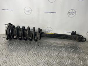 Gebruikte Voorpoot links Mercedes C (W205) C-220 2.2 CDI BlueTEC, C-220 d 16V Prijs € 100,00 Margeregeling aangeboden door van Sabben Parts