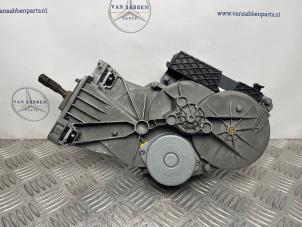 Gebruikte Achterklep motor Mercedes C Estate (S205) C-180 1.6 16V BlueEfficiency Prijs € 125,00 Margeregeling aangeboden door van Sabben Parts