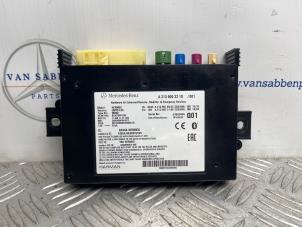 Gebruikte Communicatie module Mercedes CLA Shooting Brake (117.9) 1.6 CLA-180 16V Prijs € 30,00 Margeregeling aangeboden door van Sabben Parts