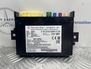 Gebruikte Communicatie module Mercedes CLA Shooting Brake (117.9) 1.6 CLA-180 16V Prijs € 30,00 Margeregeling aangeboden door van Sabben Parts