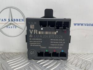 Gebruikte Deur module Mercedes C Estate (S204) 2.2 C-200 CDI 16V . Prijs € 25,00 Margeregeling aangeboden door van Sabben Parts