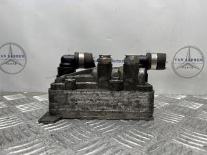 Gebruikte Oliekoeler Mercedes C (W205) C-200 2.0 CGI 16V Prijs € 40,00 Margeregeling aangeboden door van Sabben Parts