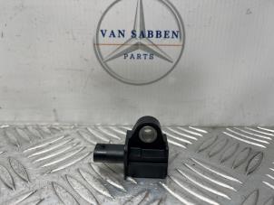 Gebruikte Airbag Sensor Mercedes C (W205) C-200d 2.2 16V Prijs € 15,00 Margeregeling aangeboden door van Sabben Parts