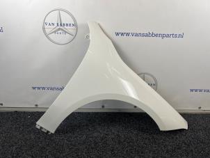 Gebruikte Voorscherm rechts Mercedes CLA (118.3) 1.3 CLA-250 e Turbo 16V Prijs € 363,00 Inclusief btw aangeboden door van Sabben Parts