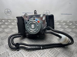 Nieuwe Luchtpomp (Vering) Mercedes GLC (X254) 2.0 200 16V 4-Matic Prijs € 605,00 Inclusief btw aangeboden door van Sabben Parts