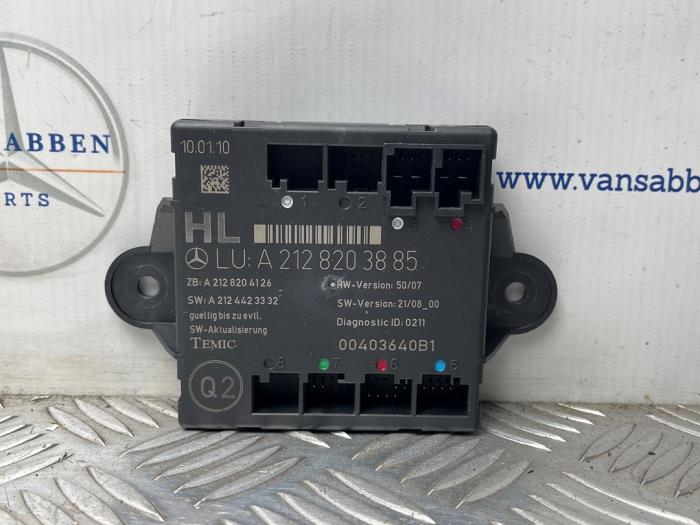 Gebruikte Deur module Mercedes E (W212) E-220 CDI 16V BlueEfficiency Prijs € 45,00 Margeregeling aangeboden door van Sabben Parts