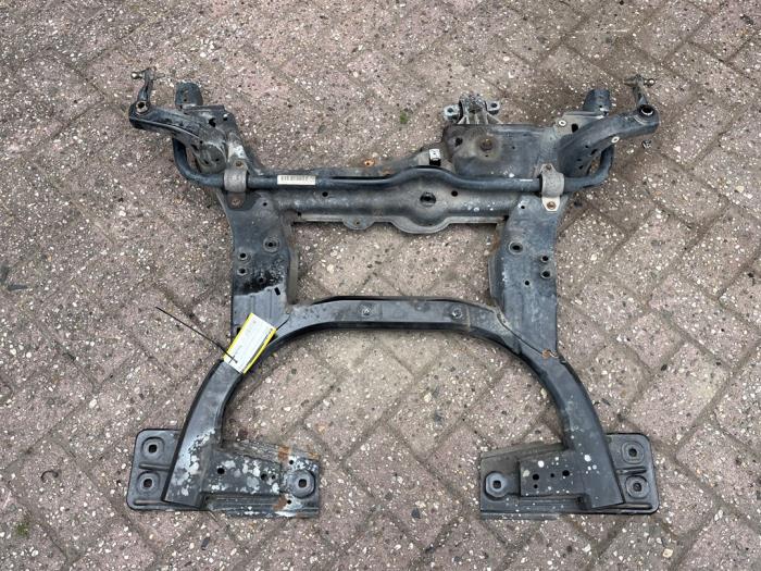 Gebruikte Subframe Mercedes A (W176) 1.5 A-180 CDI, A-180d 16V Prijs € 80,00 Margeregeling aangeboden door van Sabben Parts