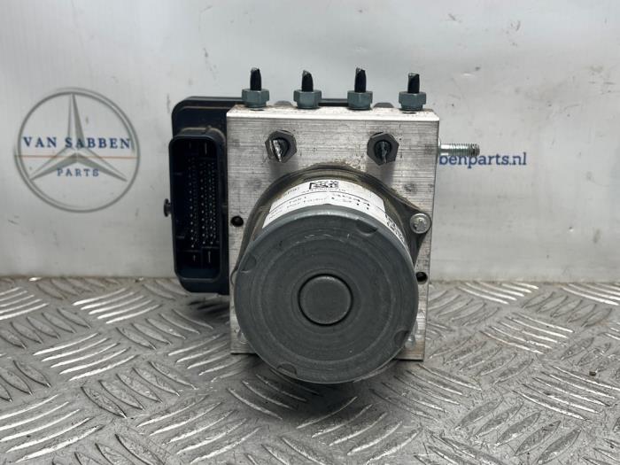 Gebruikte ABS Pomp Mercedes Vito (447.6) 2.0 114 CDI 16V Prijs € 121,00 Inclusief btw aangeboden door van Sabben Parts