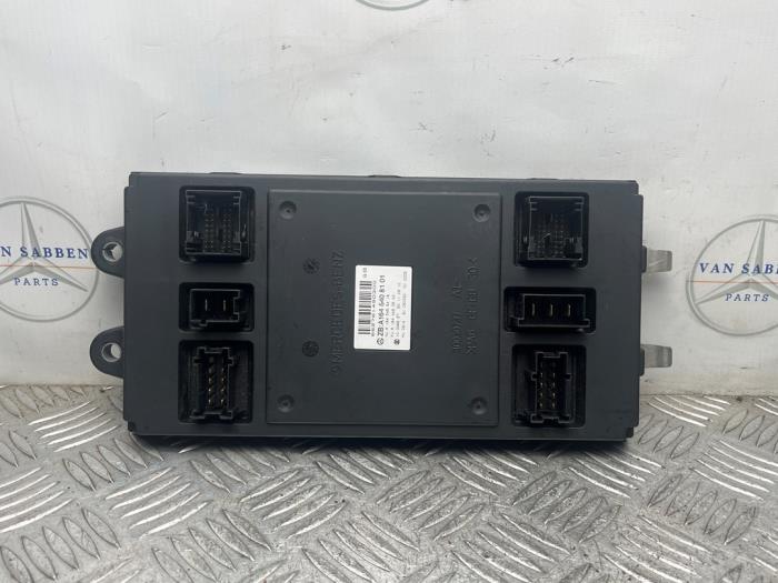 Gebruikte Comfort Module Mercedes ML II (164/4JG) 3.0 ML-350 CDI 4-Matic V6 24V Prijs € 250,00 Margeregeling aangeboden door van Sabben Parts