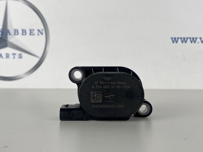 Gebruikte Diversen Mercedes C (W206) C-180 1.5 EQ Boost Prijs € 35,00 Margeregeling aangeboden door van Sabben Parts