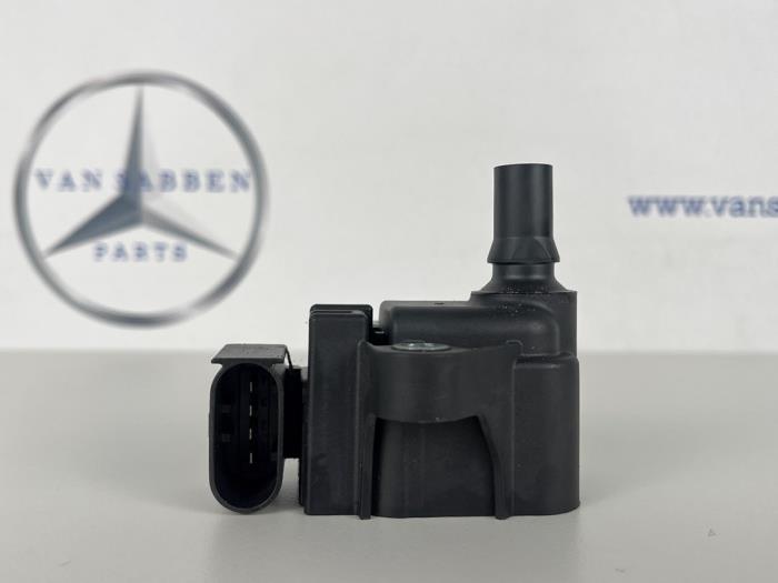 Gebruikte Bobine Mercedes CLA (118.3) 1.3 CLA-200 Turbo 16V Prijs € 20,00 Margeregeling aangeboden door van Sabben Parts