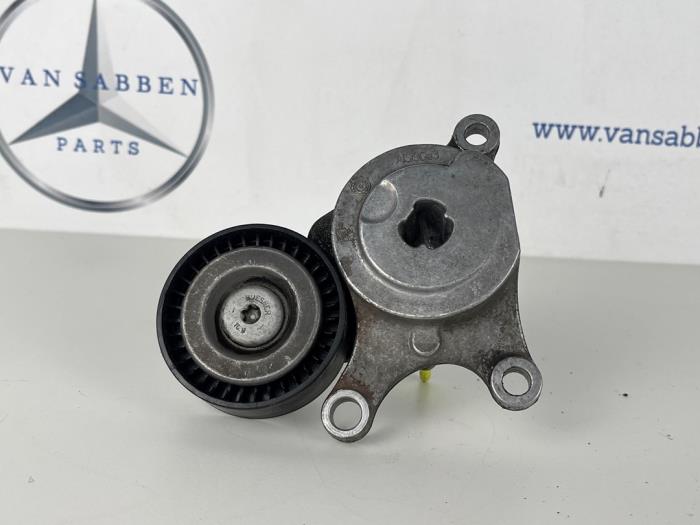 Gebruikte Spanner multiriem Mercedes A (177.0) 2.0 A-220 Turbo 16V Prijs € 25,00 Margeregeling aangeboden door van Sabben Parts