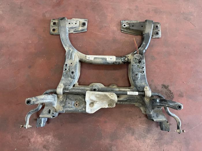 Gebruikte Subframe Mercedes A (W176) 1.6 A-180 16V Prijs € 80,00 Margeregeling aangeboden door van Sabben Parts