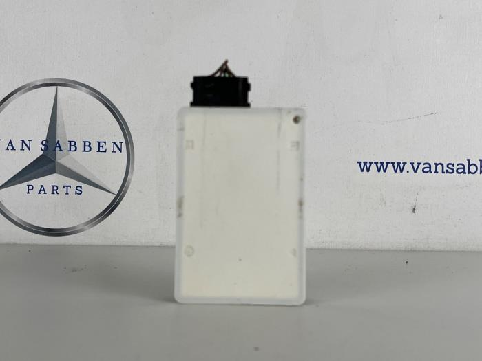 Gebruikte Radar sensor Mercedes S (222.0/222.1) 3.0 S-320L 24V Prijs € 50,00 Margeregeling aangeboden door van Sabben Parts