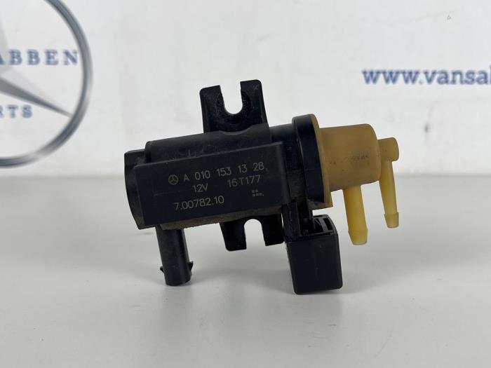 Gebruikte Overdrukklep Turbo Mercedes A (W176) 1.6 A-180 16V Prijs € 25,00 Margeregeling aangeboden door van Sabben Parts
