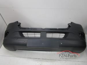 Gebruikte Bumper voor Mercedes Sprinter 3,5t (907.6/910.6) Prijs € 299,00 Inclusief btw aangeboden door FZN Parts