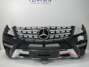 Gebruikte Bumper voor Mercedes ML III (166) Prijs € 2.499,00 Inclusief btw aangeboden door FZN Parts