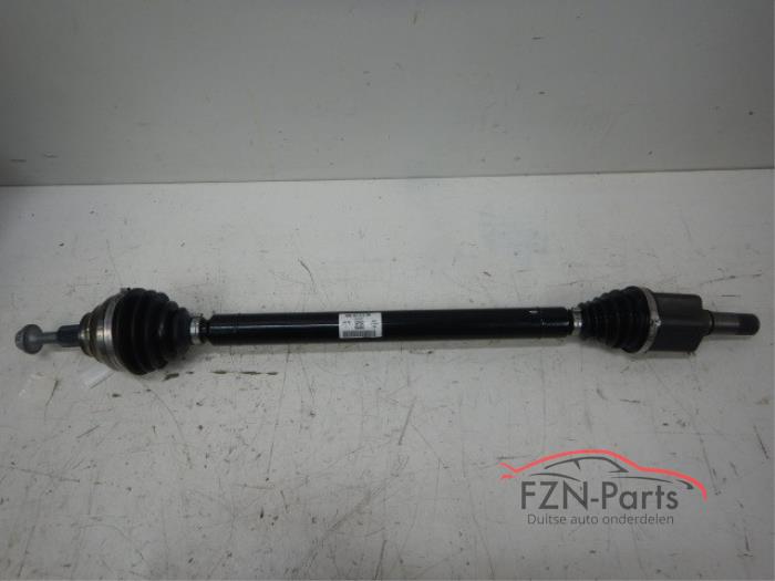 Gebruikte Steekas rechts-voor Volkswagen Golf VIII (CD1) 2.0 GTD 16V 4Motion Prijs € 499,00 Inclusief btw aangeboden door FZN Parts
