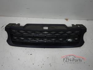 Gebruikte Grille Landrover Range Rover Sport (LW) 3.0 SDV6 Prijs € 199,00 Inclusief btw aangeboden door FZN Parts