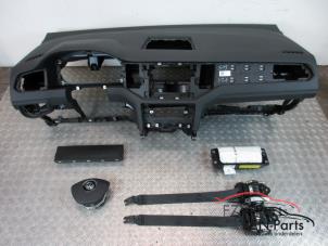 Gebruikte Airbag set + dashboard Volkswagen Golf Sportsvan (AUVS) Prijs € 1.299,00 Inclusief btw aangeboden door FZN Parts