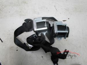 Gebruikte Veiligheidsgordel Set voor Volkswagen Arteon (3HAB) Prijs € 249,01 Inclusief btw aangeboden door FZN Parts
