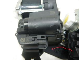 Gebruikte Veiligheidsgordel Set voor Mercedes C-Klasse Prijs € 599,00 Inclusief btw aangeboden door FZN Parts