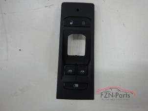 Gebruikte Elektrisch Raam Schakelaar Volkswagen Transporter/Caravelle T6 Prijs € 59,00 Inclusief btw aangeboden door FZN Parts