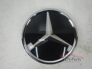 Gebruikte Embleem Mercedes B (W247) Prijs € 199,00 Inclusief btw aangeboden door FZN Parts