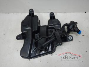 Gebruikte Adblue tank BMW 1 serie (F40) Prijs € 299,00 Inclusief btw aangeboden door FZN Parts