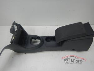 Gebruikte Armleuning Volkswagen Caddy Prijs € 349,00 Inclusief btw aangeboden door FZN Parts