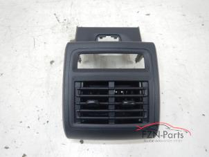 Gebruikte Armleuning Volkswagen Golf Prijs € 49,01 Inclusief btw aangeboden door FZN Parts
