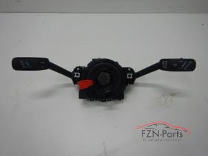 Gebruikte Combischakelaar Stuurkolom Volkswagen Tiguan Prijs € 149,00 Inclusief btw aangeboden door FZN Parts