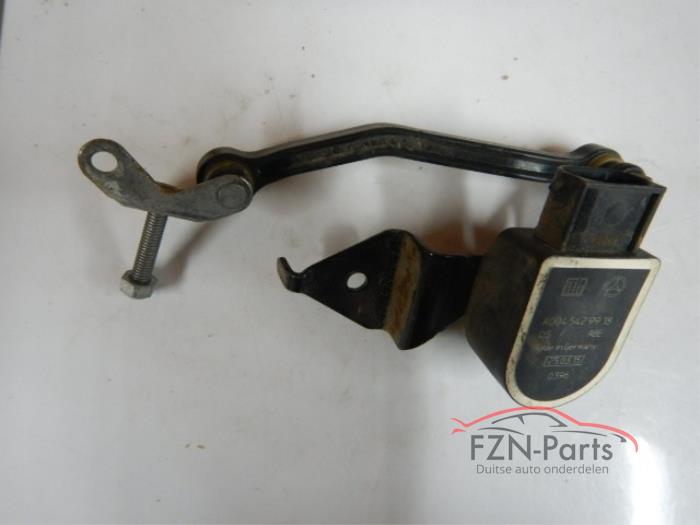 Gebruikte Koplamphoogte postitiesensor Mercedes ML III (166) Prijs € 75,00 Inclusief btw aangeboden door FZN Parts