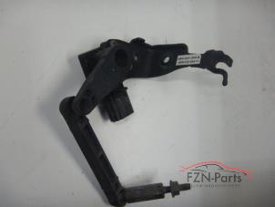 Gebruikte Koplamphoogte postitiesensor Audi A6 Prijs € 75,00 Inclusief btw aangeboden door FZN Parts