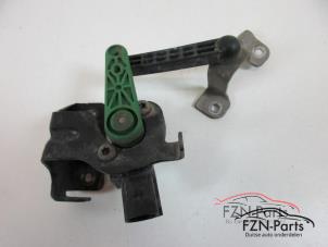 Gebruikte Koplamphoogte postitiesensor Volkswagen Golf VII (AUA) Prijs € 75,00 Inclusief btw aangeboden door FZN Parts