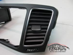 Gebruikte Luchtrooster Dashboard Volkswagen Sharan (7N) Prijs € 49,01 Inclusief btw aangeboden door FZN Parts