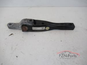 Gebruikte Motorrubber Volkswagen Golf VII (AUA) Prijs € 15,00 Inclusief btw aangeboden door FZN Parts