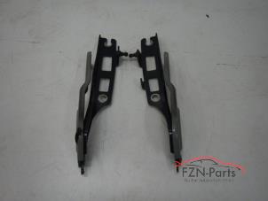 Gebruikte Motorkap Scharnier Volkswagen Tiguan Prijs € 59,00 Inclusief btw aangeboden door FZN Parts