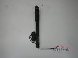 Gebruikte Veerpoot links-achter Mercedes C-Klasse Prijs € 299,00 Inclusief btw aangeboden door FZN Parts