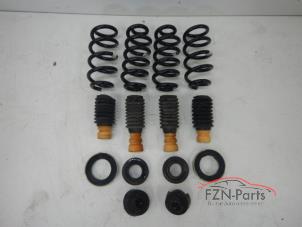 Gebruikte Set Verlaagde Veren Audi RS 6 Avant (C8) Prijs € 499,00 Inclusief btw aangeboden door FZN Parts