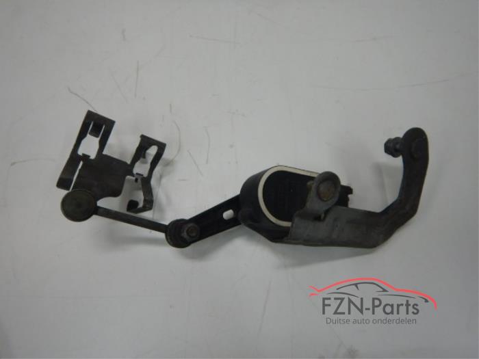 Gebruikte Koplamphoogte postitiesensor Mercedes C-Klasse Prijs € 99,00 Inclusief btw aangeboden door FZN Parts