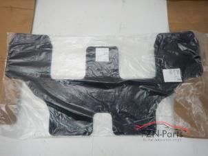 Gebruikte Vloerbedekking Volkswagen Touran Prijs € 39,00 Inclusief btw aangeboden door FZN Parts