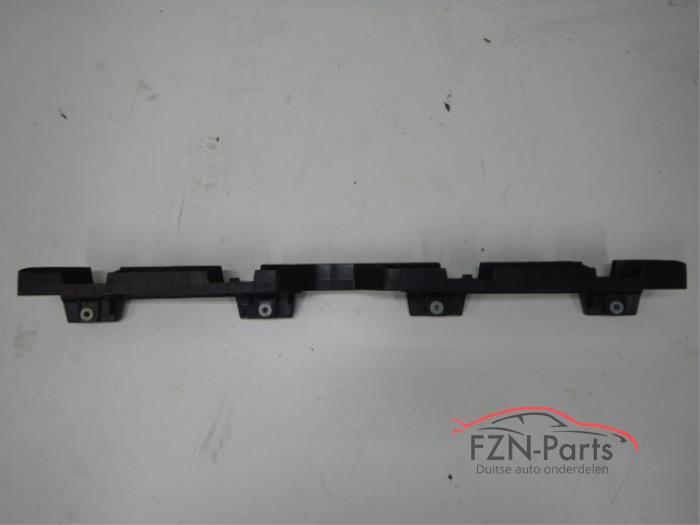 Gebruikte Frontdeel steun Volkswagen Touareg Prijs € 29,00 Inclusief btw aangeboden door FZN Parts