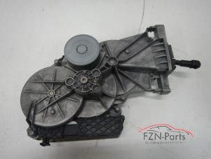 Gebruikte Sluithulpmotor achterklep Mercedes C (W205) Prijs € 99,00 Inclusief btw aangeboden door FZN Parts