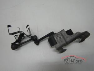 Gebruikte Koplamphoogte postitiesensor Mercedes C-Klasse Prijs € 99,00 Inclusief btw aangeboden door FZN Parts