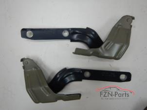 Gebruikte Motorkap Scharnier Volkswagen Sharan Prijs € 49,01 Inclusief btw aangeboden door FZN Parts